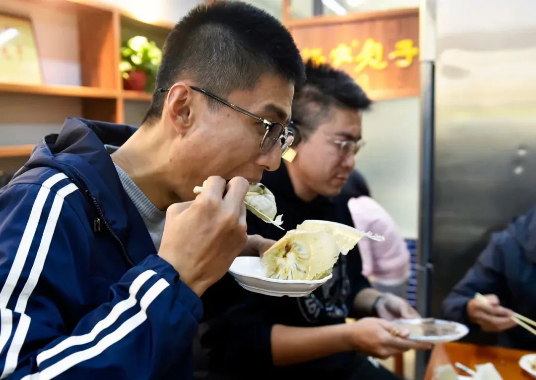 42023781336cb2ec7698342a353867c3.jpg 42023781336cb2ec7698342a353867c3.jpg