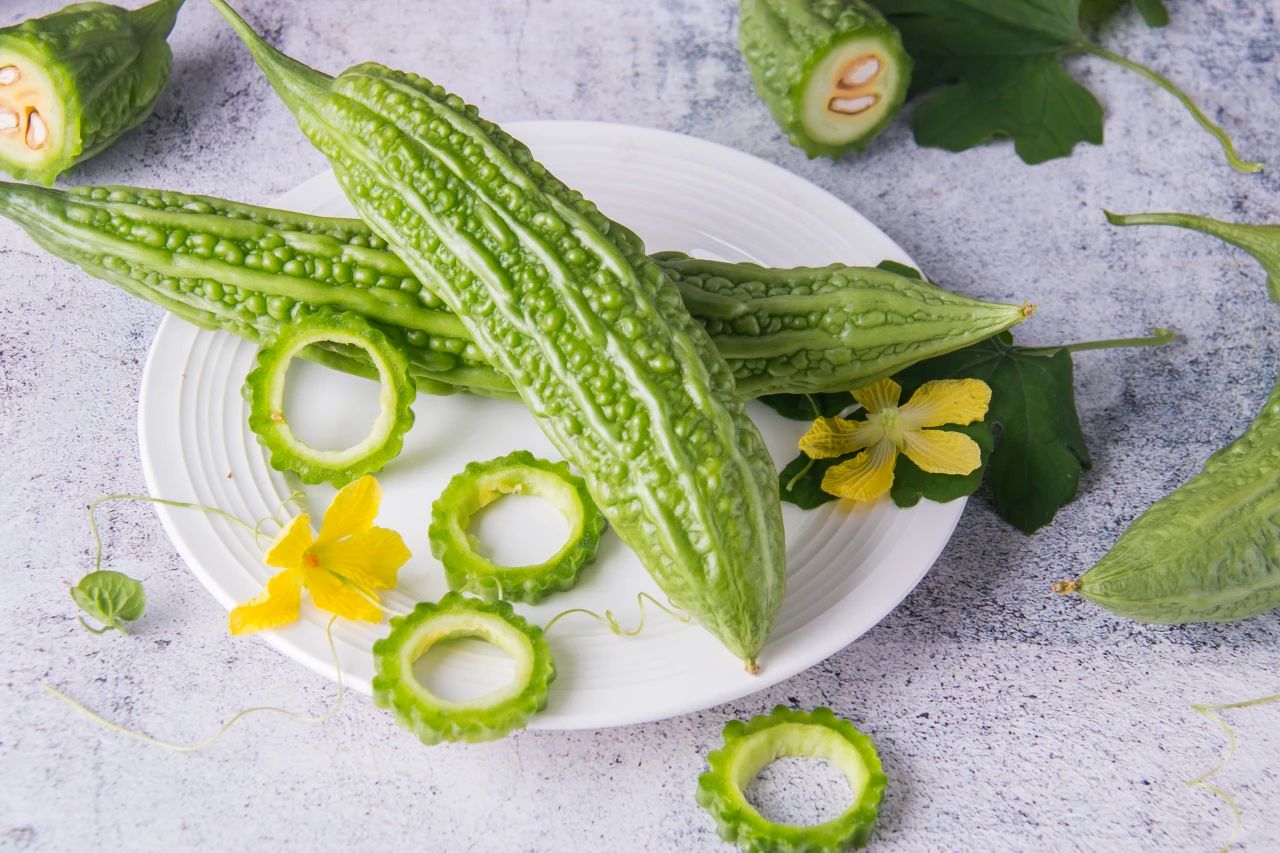 多吃苦瓜，真的能降血糖吗？真相是……