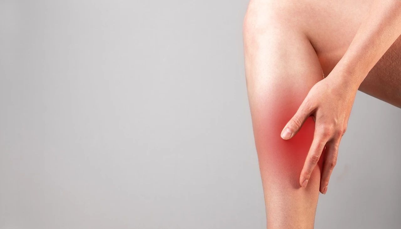 2+3健康服务包 | 下肢出现这5个症状,可能是血糖超标!