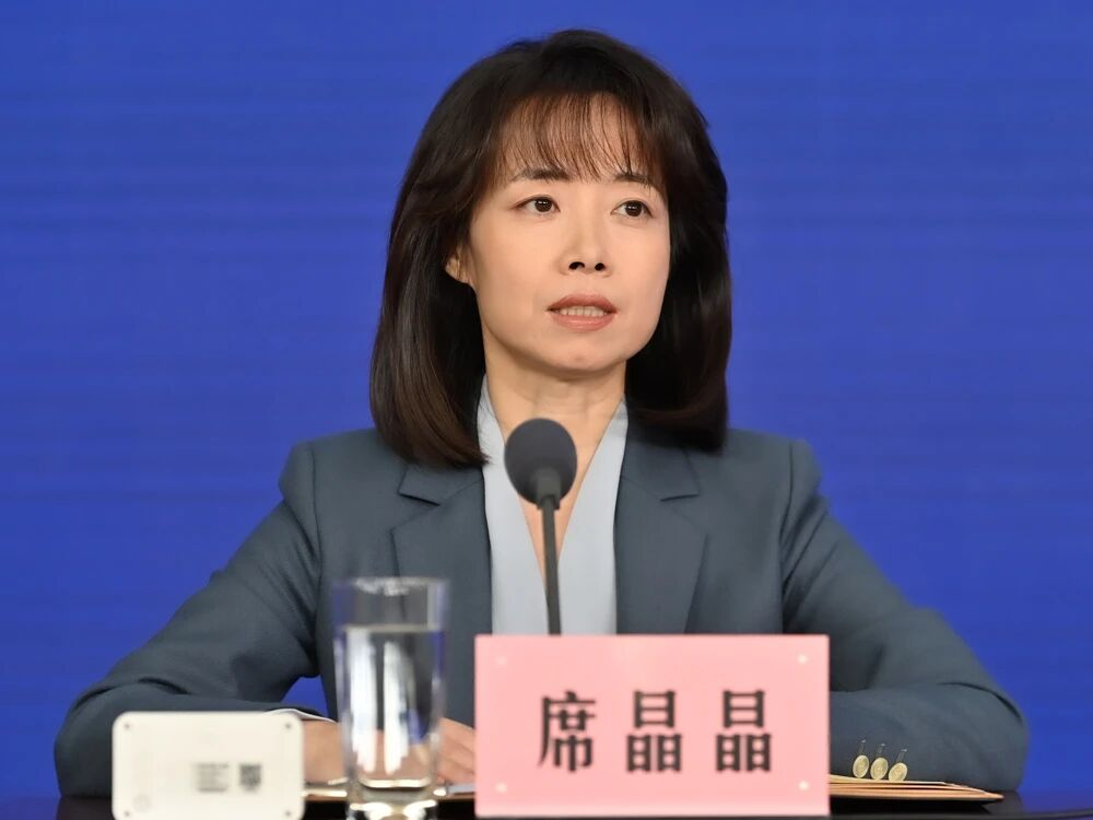 席晶晶副司长 国家疾控局新闻发言人、综合司副司长,席晶晶